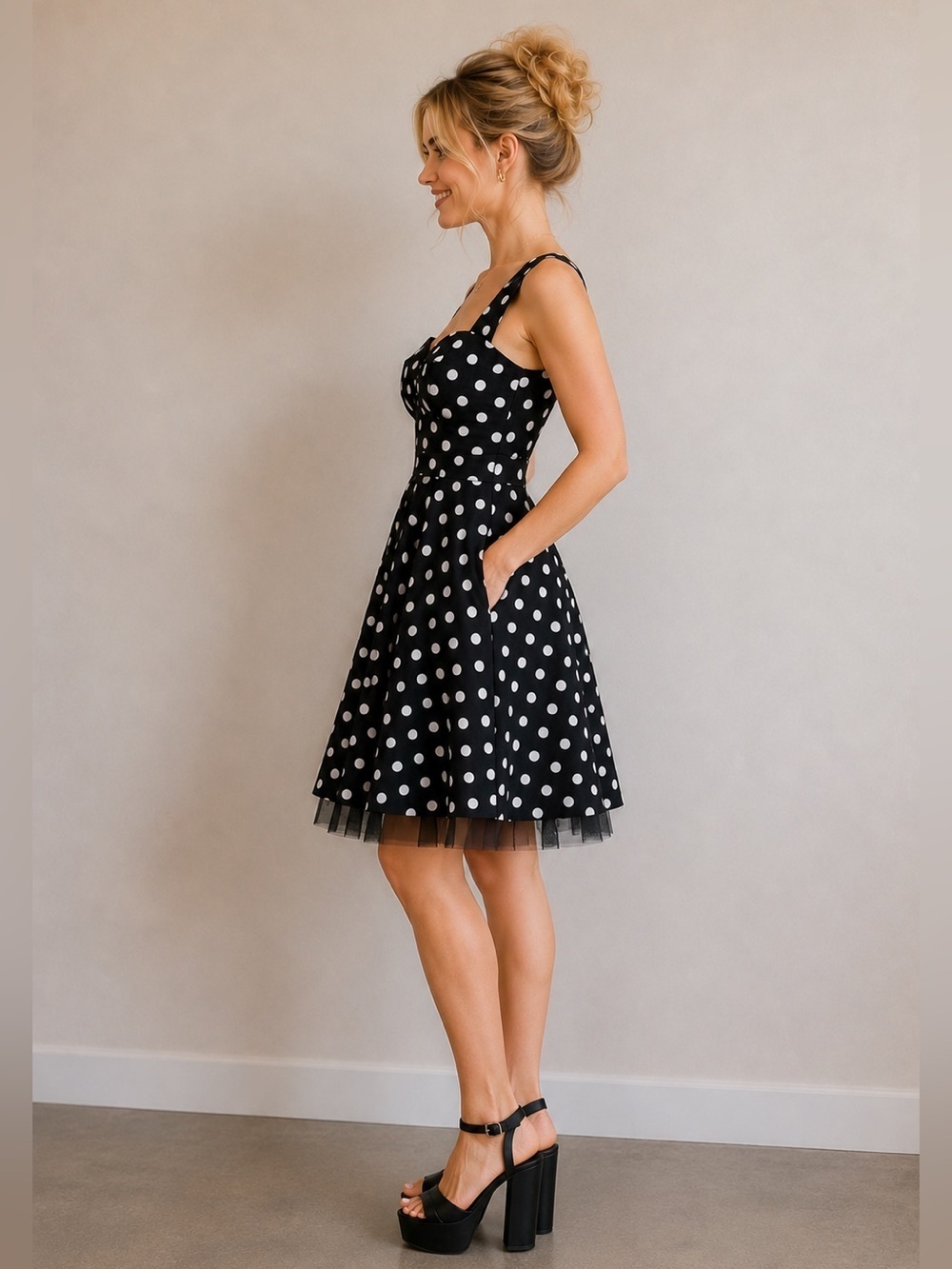 Hot Topic Black with White Polka Dot Swing Dress Size XS  *Like New* 🖤 - Picture 8 of 15